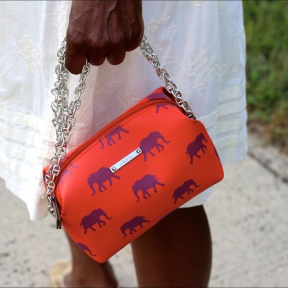 STELLA & DOT Elephant Pouf in Poppy Red - Picture 1 of 11